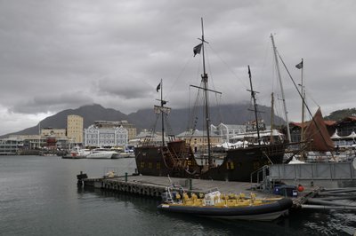 20090817080724 - V and A Waterfront with Table Mountain View